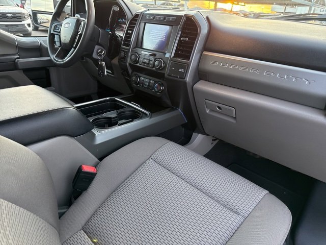 Used 2022 Ford F250 XLT w/ XLT Premium Package image 13