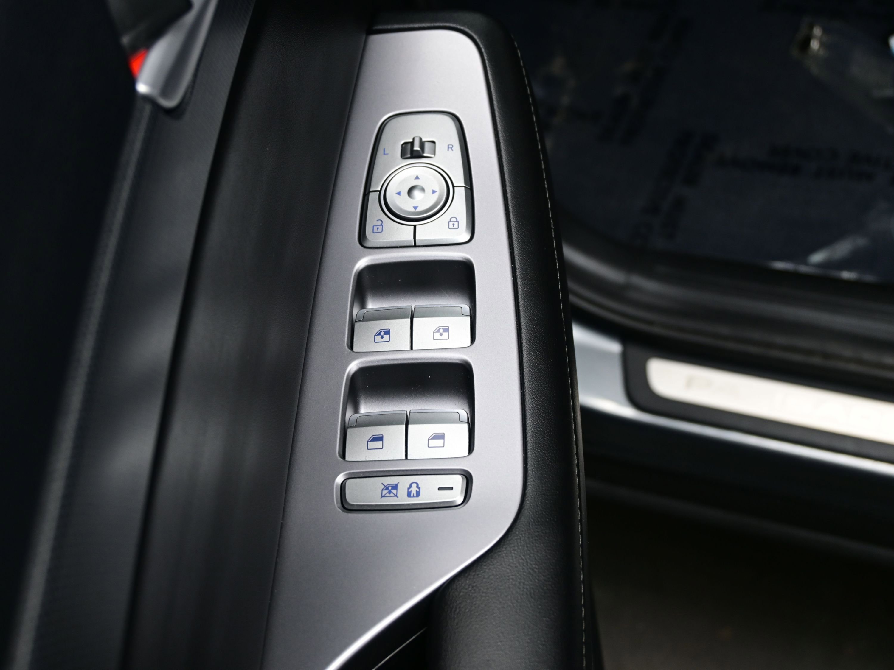 Used 2025 Hyundai Palisade Limited image 10