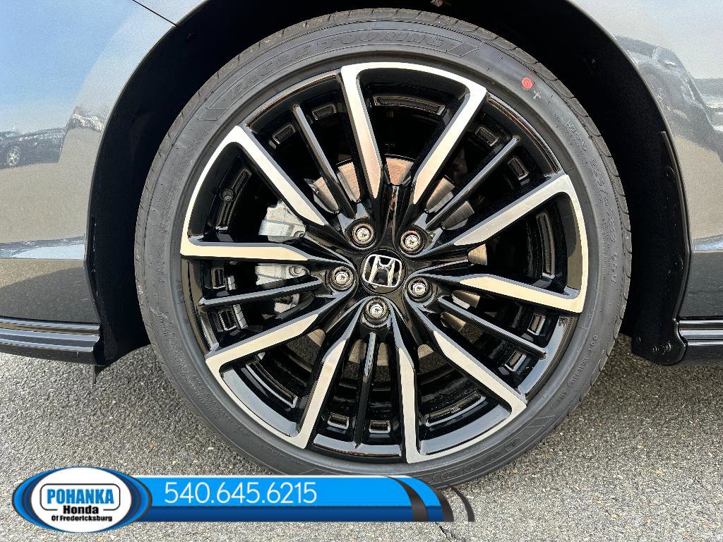 New 2026 Honda Accord Hybrid Touring image 12