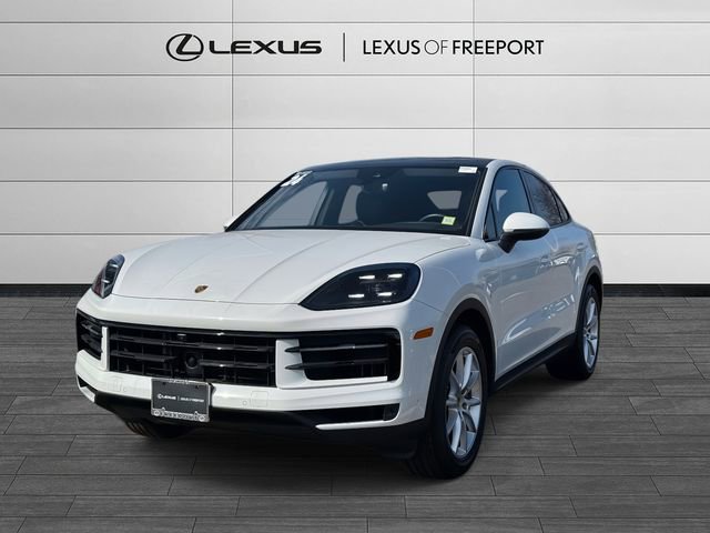 Used 2024 Porsche Cayenne Coupe image 3