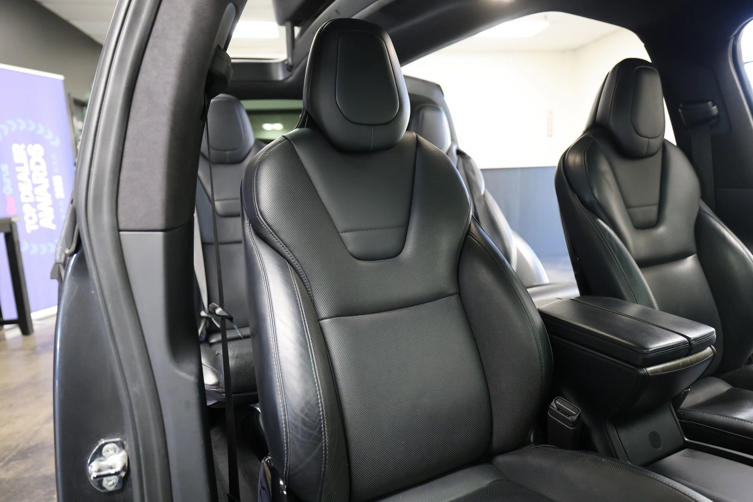 Used 2016 Tesla Model X 90D AWD/4WD image 34