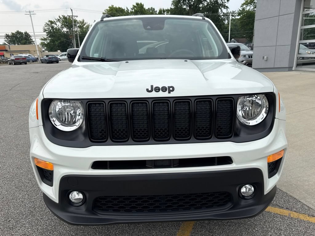 Used 2023 Jeep Renegade Altitude AWD/4WD image 12