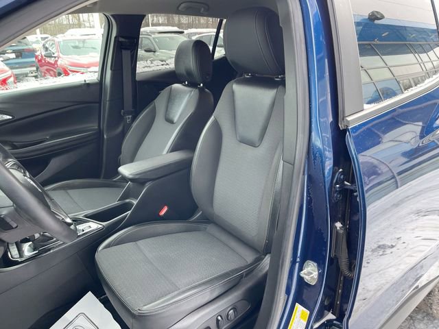 Certified 2022 Buick Encore GX Select w/ Advanced Technology Package image 18
