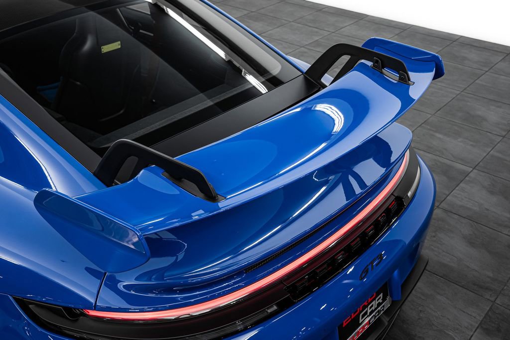Used 2025 Porsche 911 GT3 RWD image 22