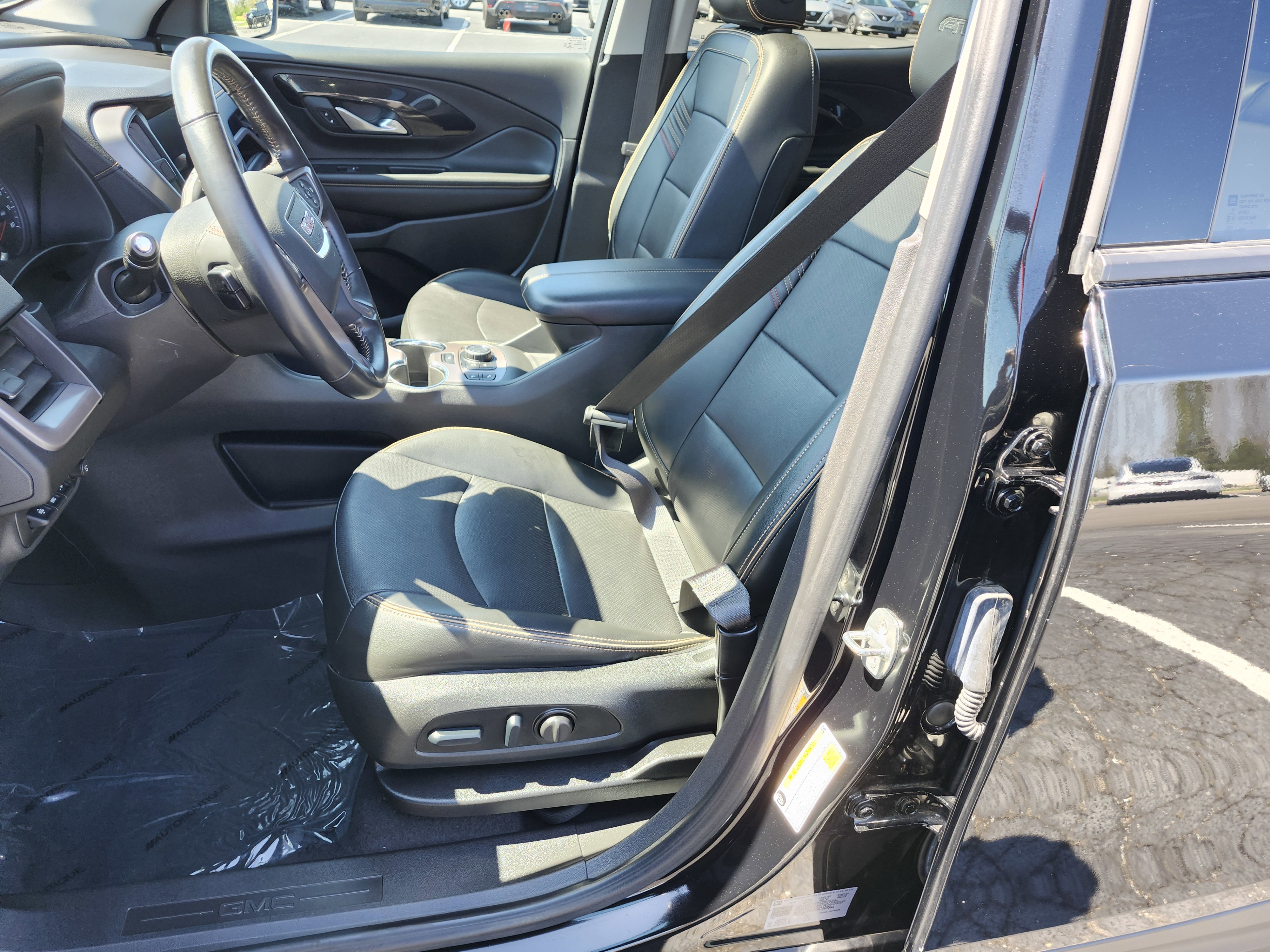 Used 2022 GMC Terrain AT4 w/ Infotainment Package II AWD/4WD image 24