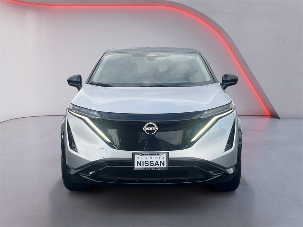 Used 2023 Nissan Ariya AWD image 8