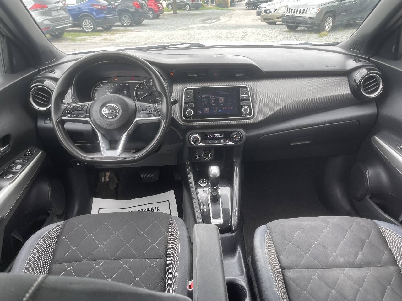Used 2018 Nissan Kicks SV FWD image 21