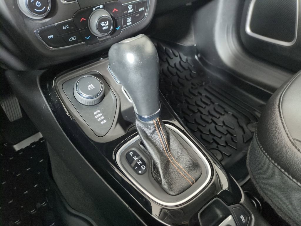 Used 2018 Jeep Compass Limited w/ Navigation Group image 22