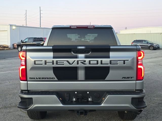 Used 2025 Chevrolet Silverado 1500 RST w/ Rally Edition AWD/4WD image 4