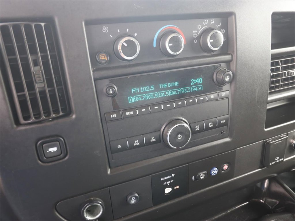 Used 2022 GMC Savana 3500 Work Van w/ Power Convenience Package image 6