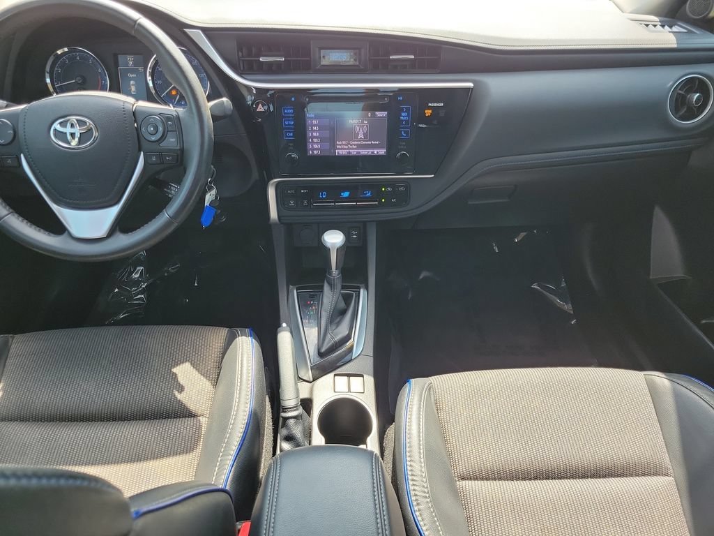 Used 2017 Toyota Corolla SE FWD image 12