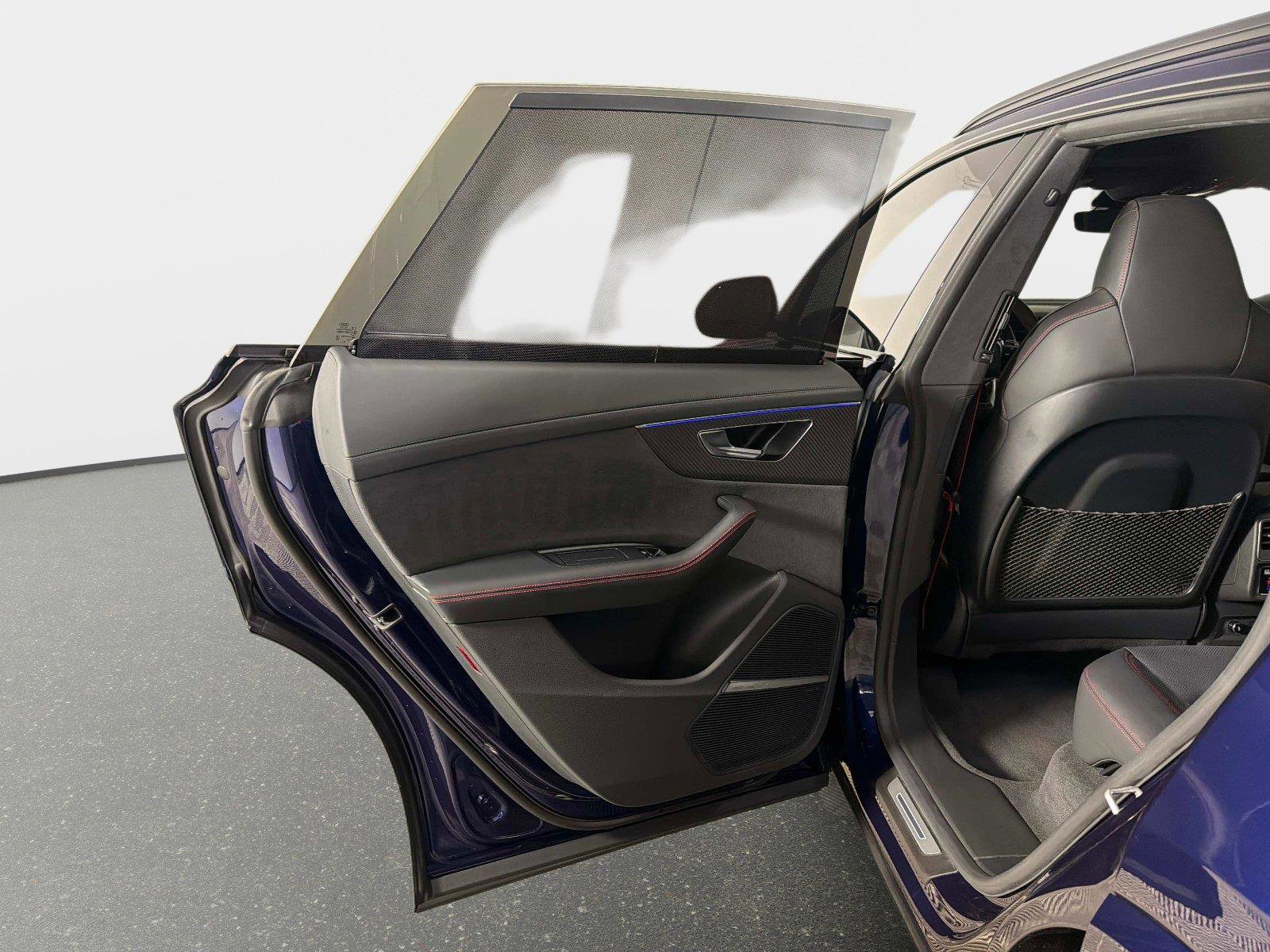 Used 2024 Audi RS Q8 image 29