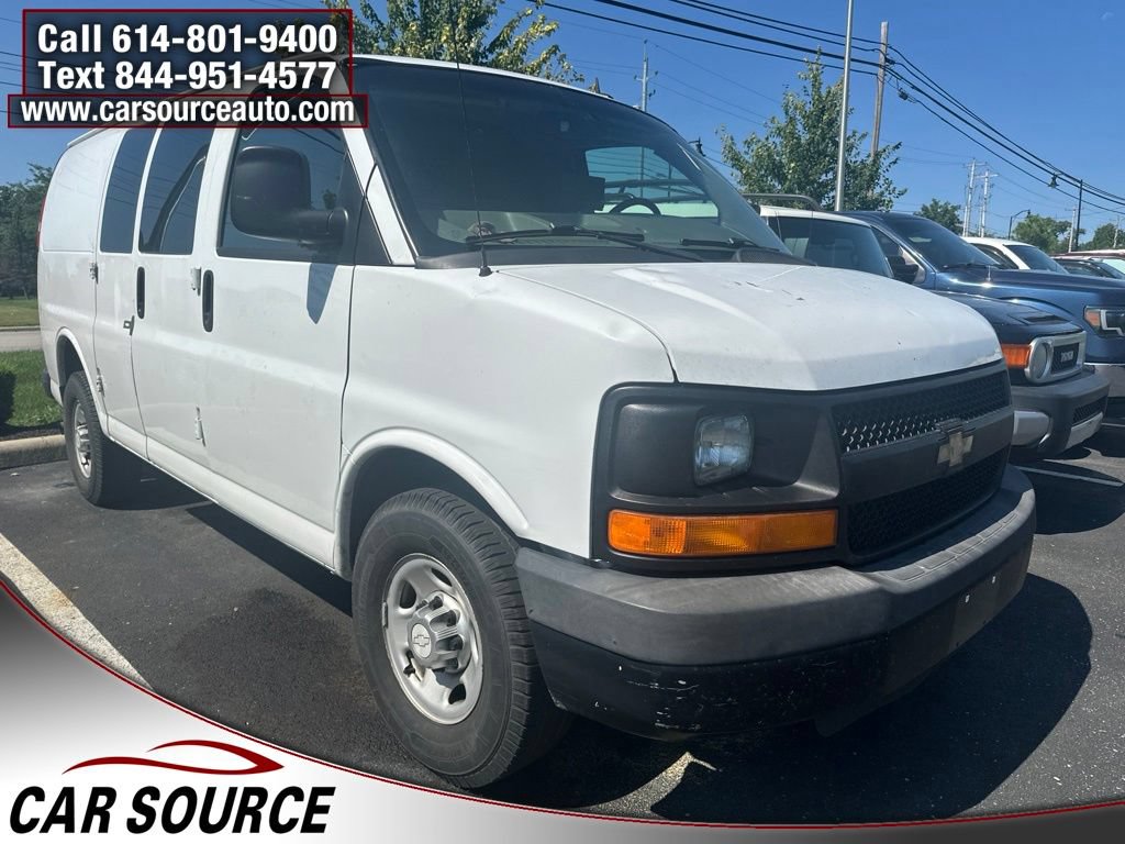 Used 2015 Chevrolet Express 2500 RWD image 1