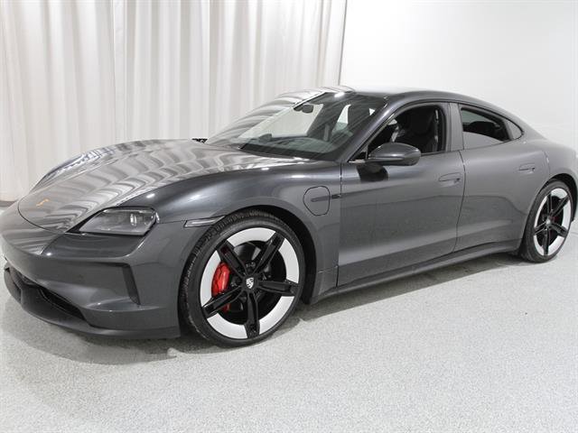 Used 2025 Porsche Taycan 4S image 3