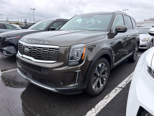 Used 2021 Kia Telluride S FWD image 3