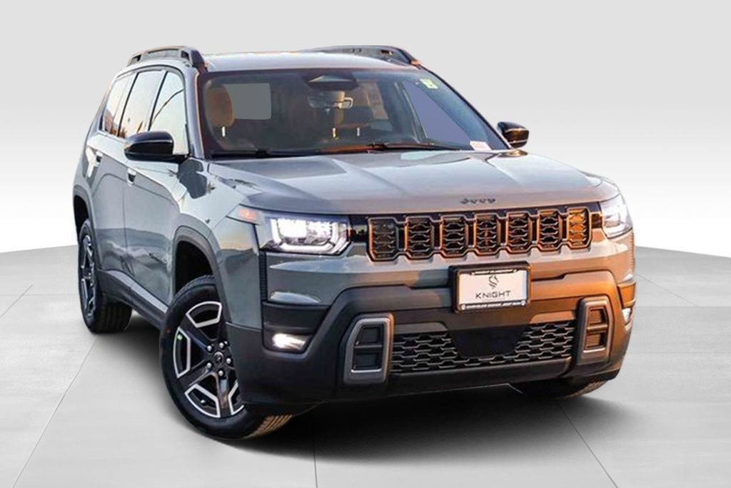 New 2026 Jeep Cherokee Laredo image 2