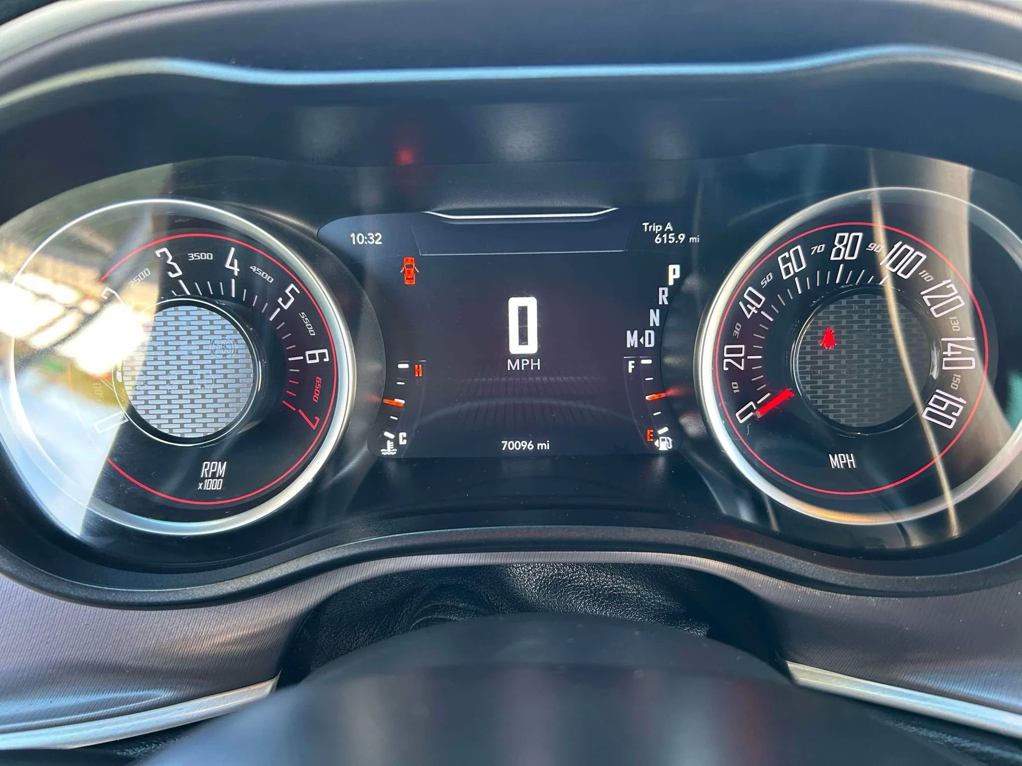 Used 2019 Dodge Challenger SXT image 11