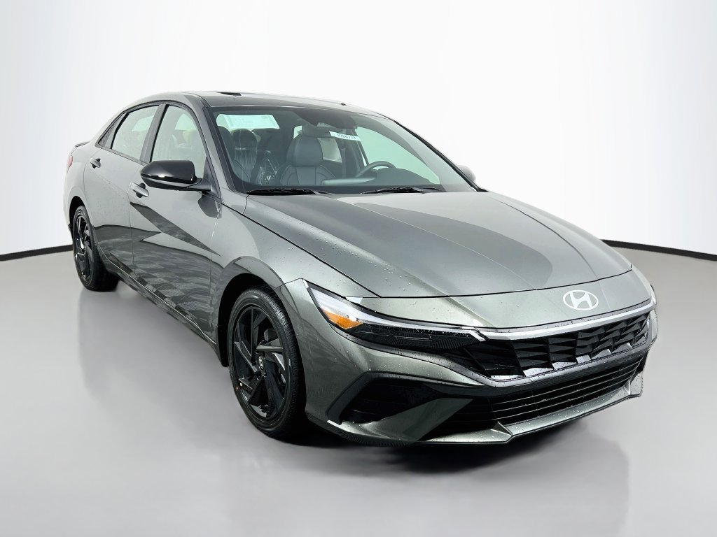 New 2026 Hyundai Elantra SEL Sport FWD image 1