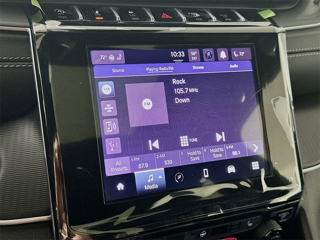 New 2025 Jeep Grand Cherokee Altitude image 13