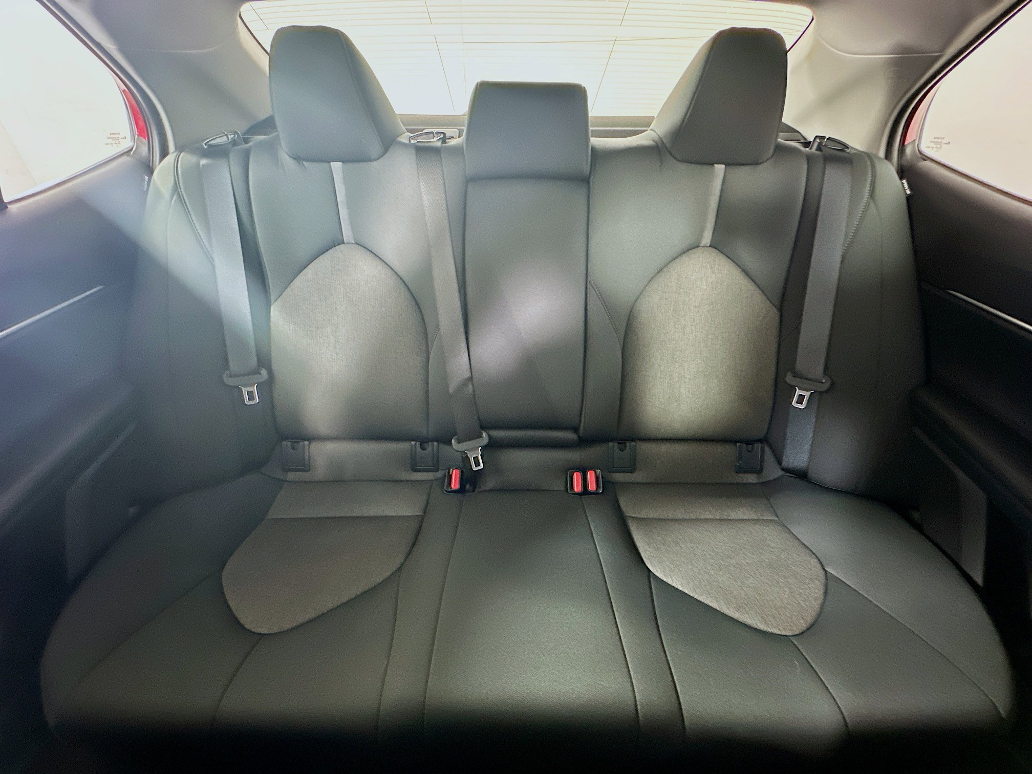 Used 2024 Toyota Camry LE FWD image 29