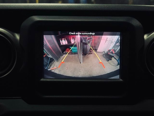 Used 2018 Jeep Wrangler Unlimited Sport S image 34