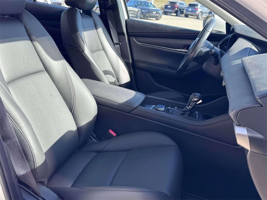Used 2021 MAZDA MAZDA3 s image 10