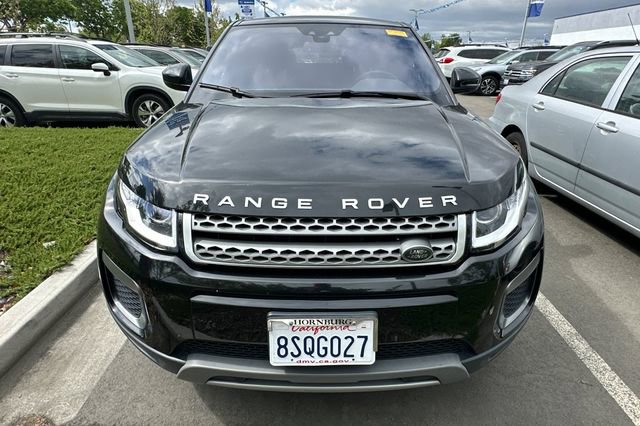 Used 2017 Land Rover Range Rover Evoque SE AWD/4WD image 3