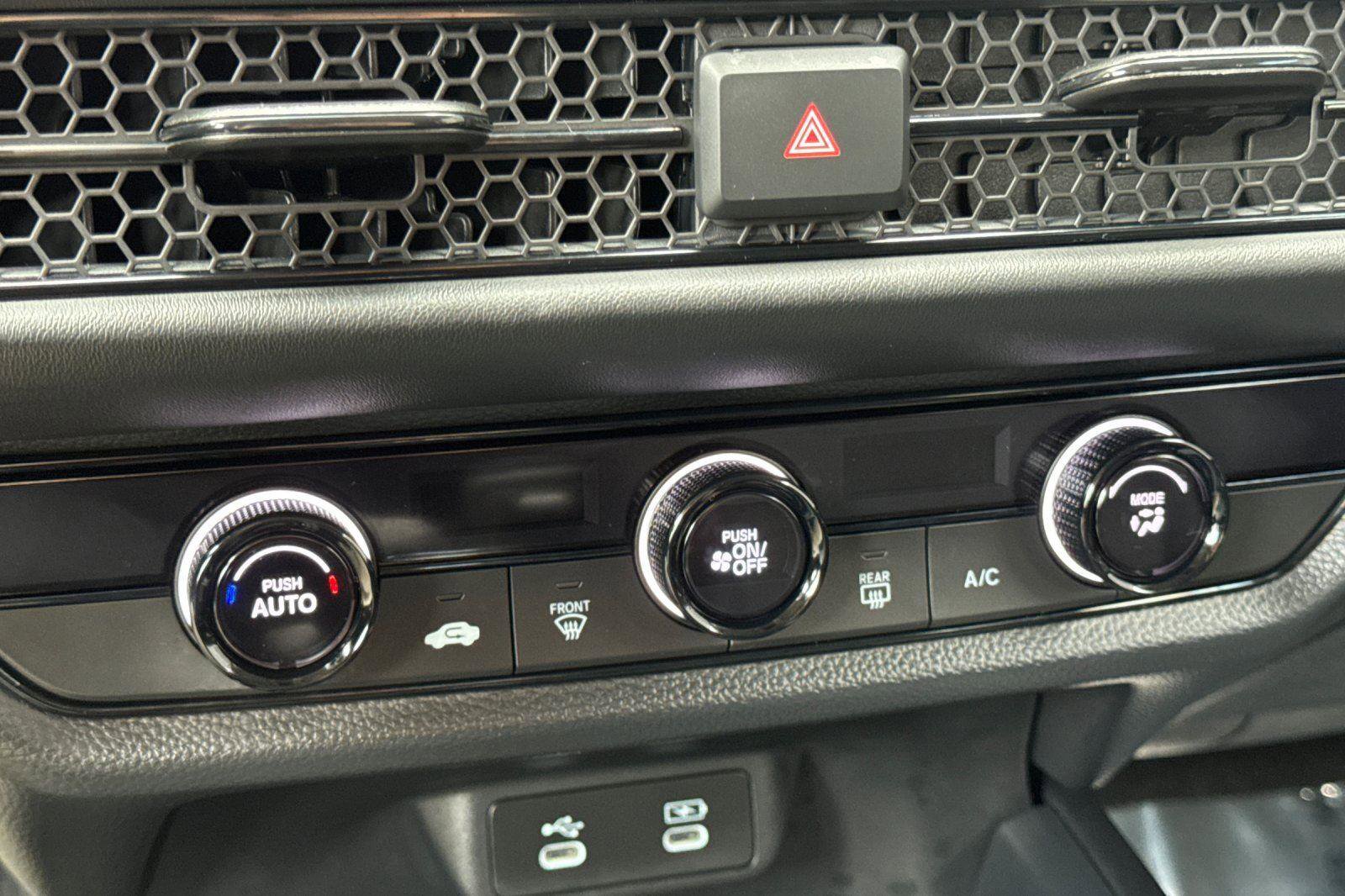 Certified 2026 Honda HR-V LX image 20