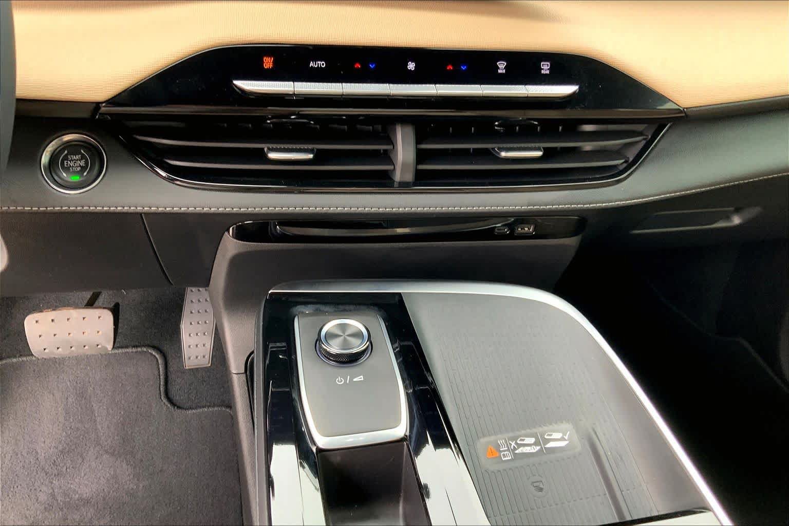 Used 2026 Buick Enclave Preferred w/ Super Cruise Package FWD image 31