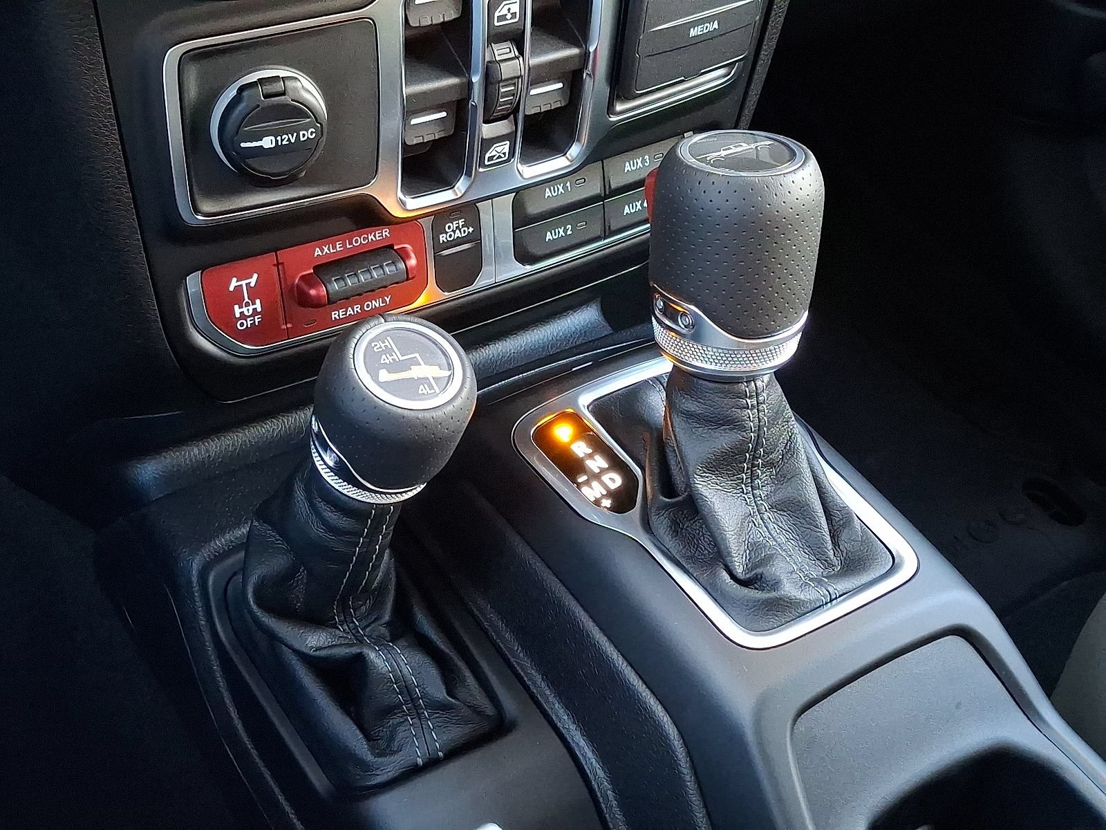 New 2026 Jeep Gladiator Mojave AWD/4WD image 10