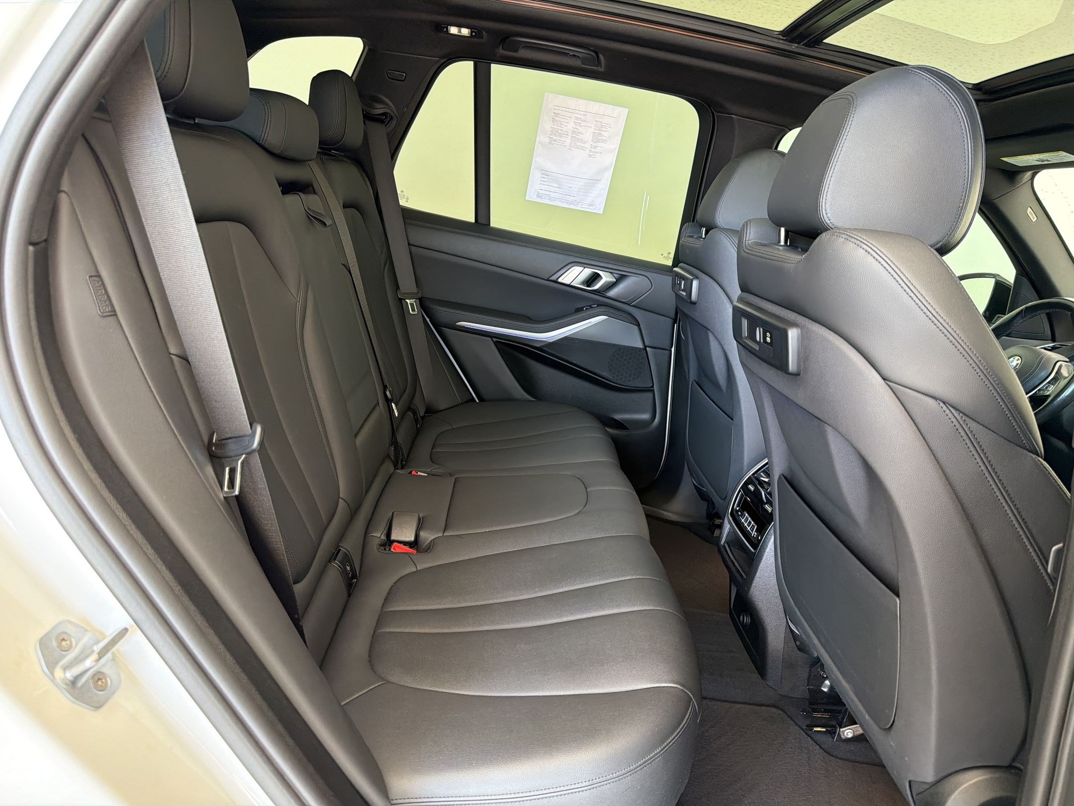 Used 2019 BMW X5 xDrive40i w/ Convenience Package AWD/4WD image 31