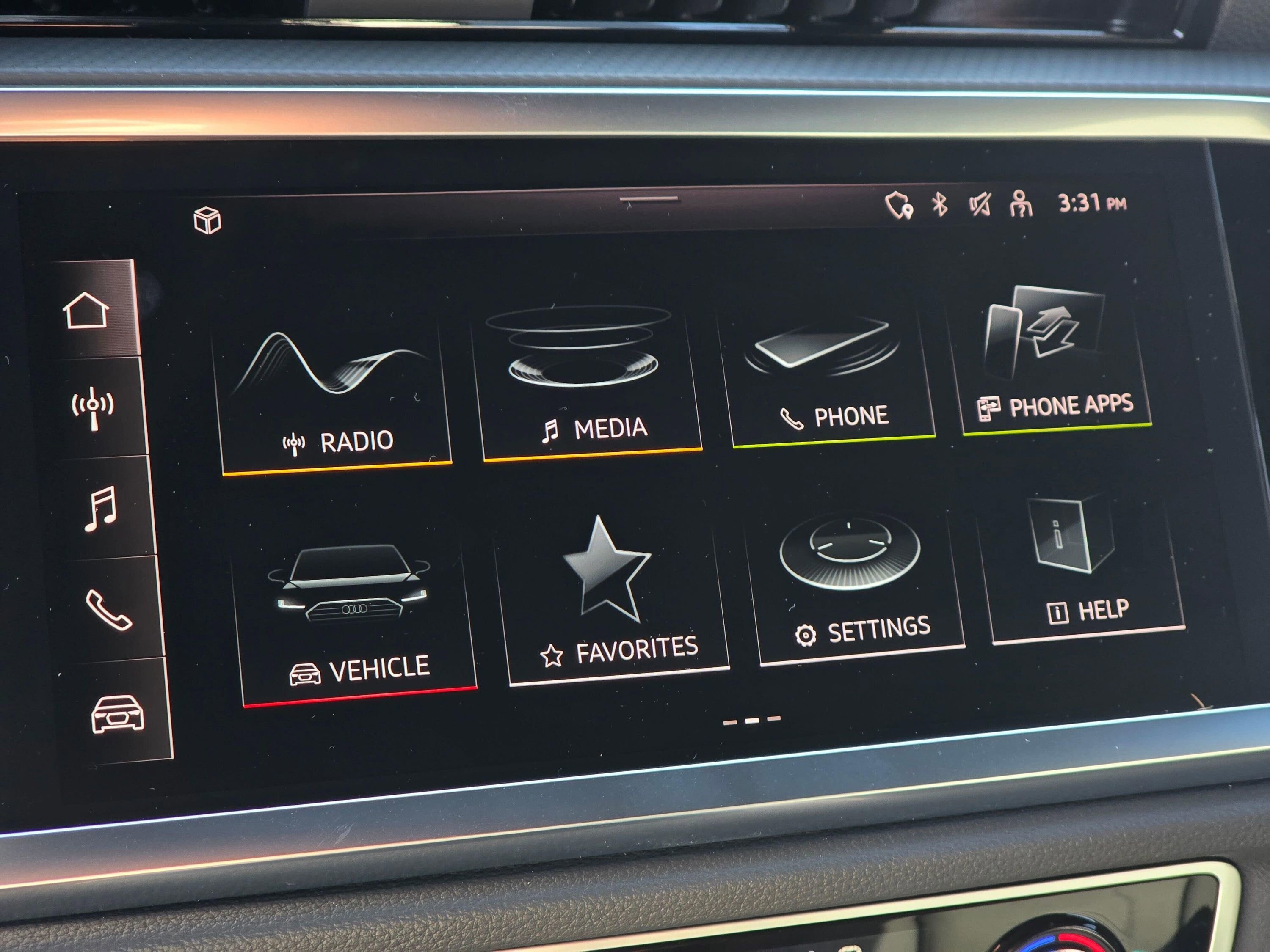 Certified 2025 Audi Q3 2.0T Premium Plus w/ Premium Plus Package image 16