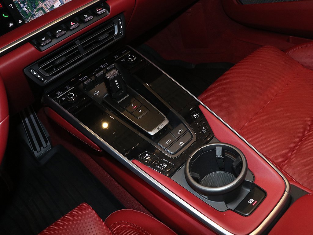 Used 2023 Porsche 911 Turbo S image 46