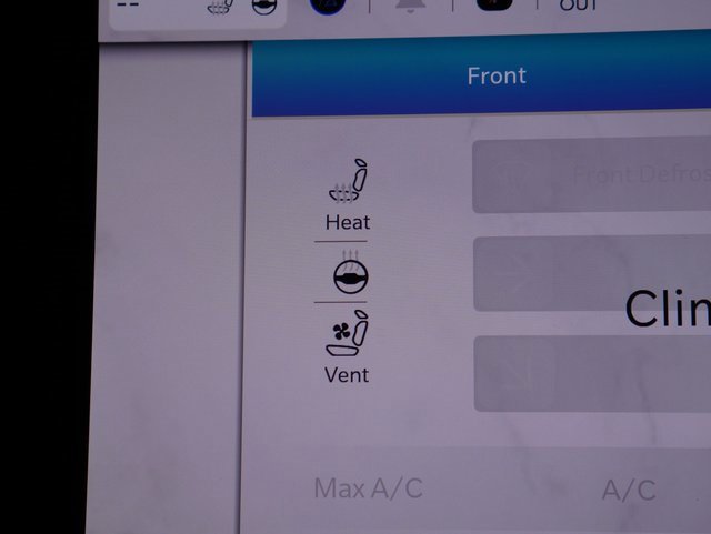 New 2025 Jeep Grand Cherokee Overland w/ Adv Protech Group III image 5