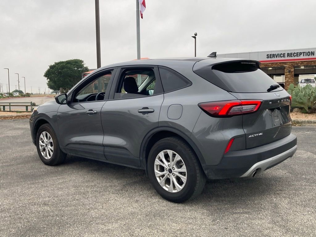 Used 2025 Ford Escape Active AWD/4WD image 7