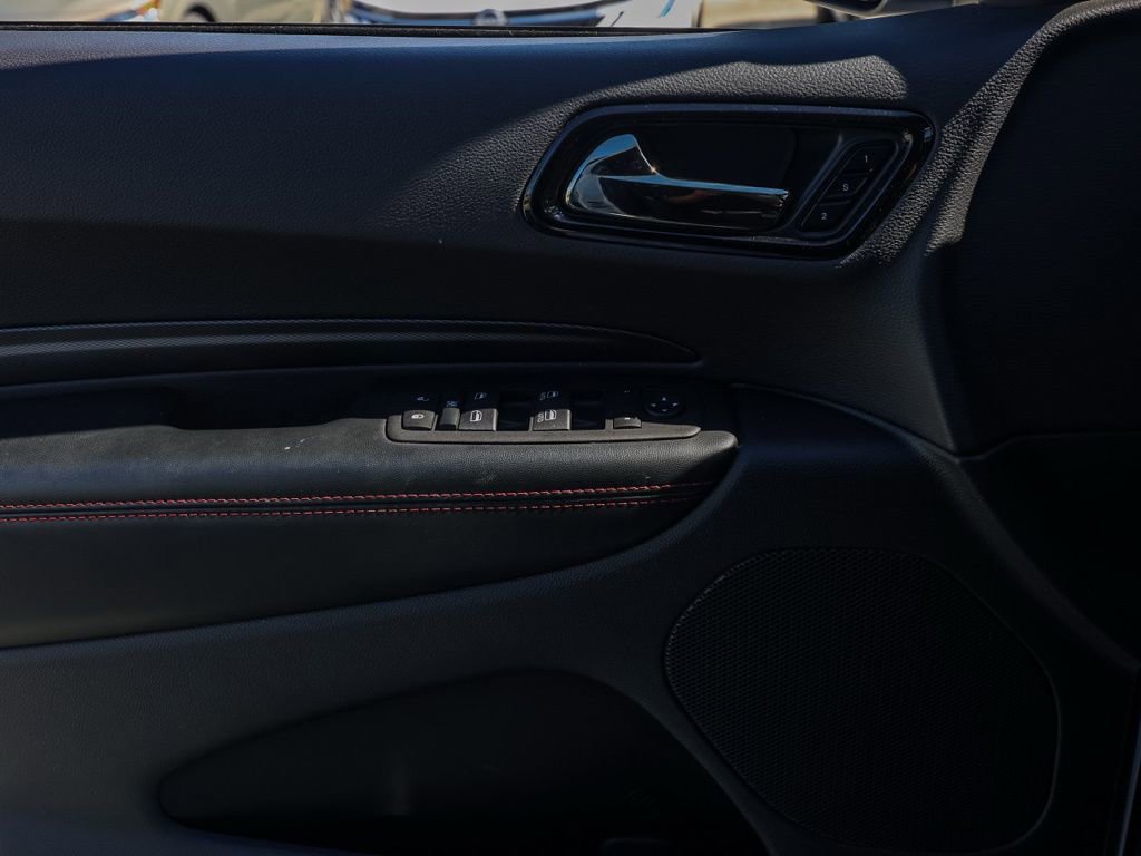 Used 2025 Dodge Durango GT image 24