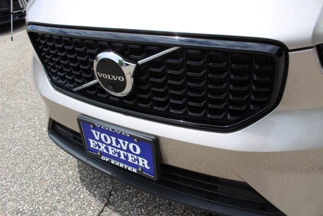 Certified 2023 Volvo XC40 B5 Ultimate w/ Climate Package AWD/4WD image 14