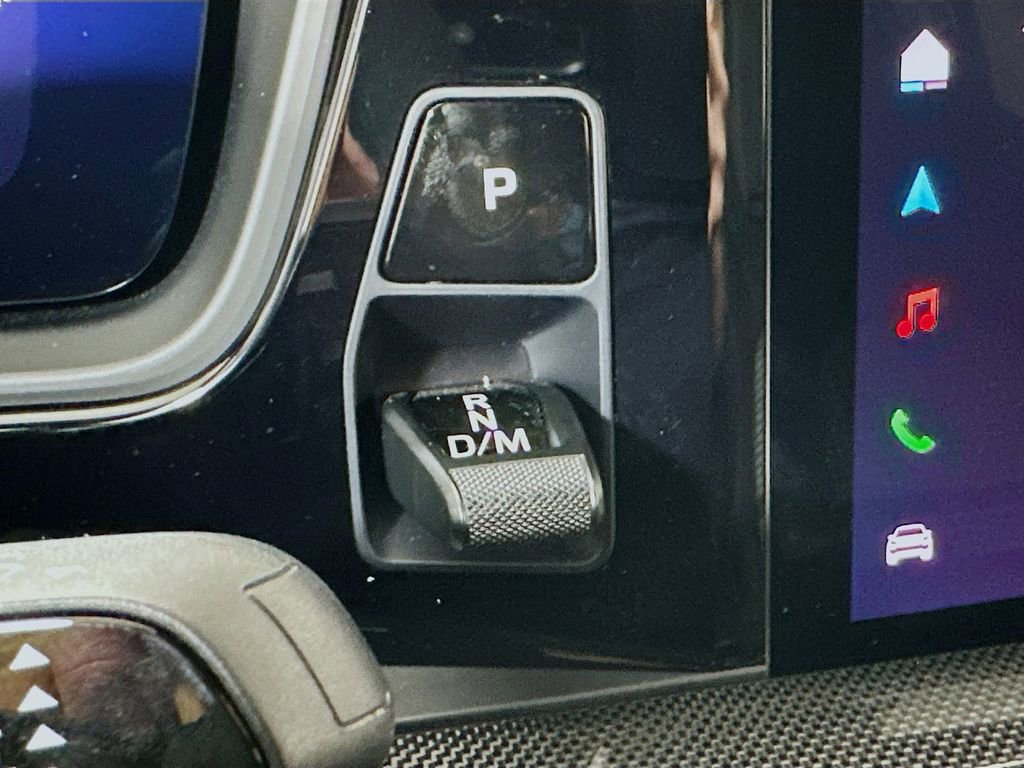 New 2025 Porsche Cayenne GTS image 18