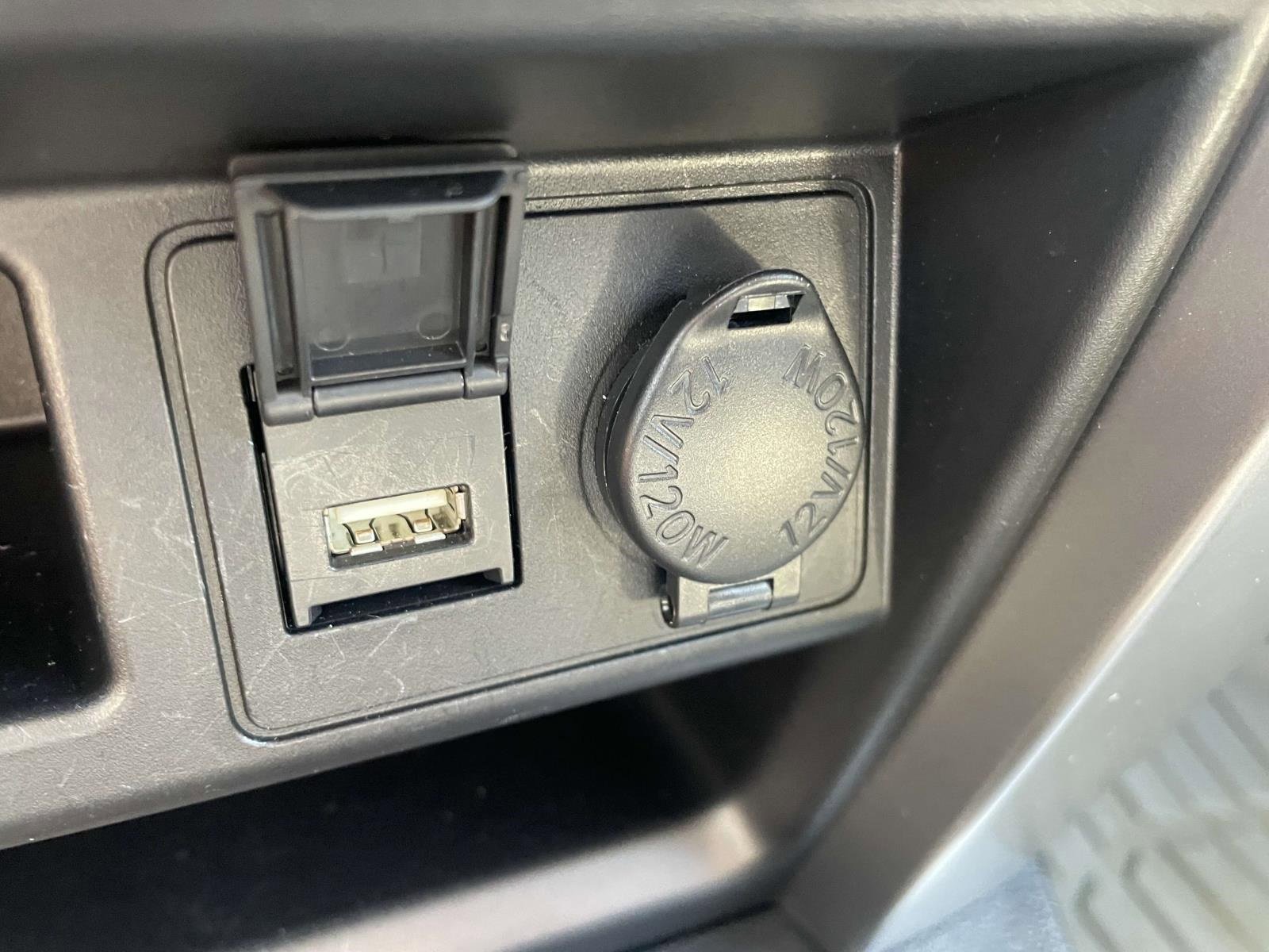 Used 2024 Toyota 4Runner SR5 image 29