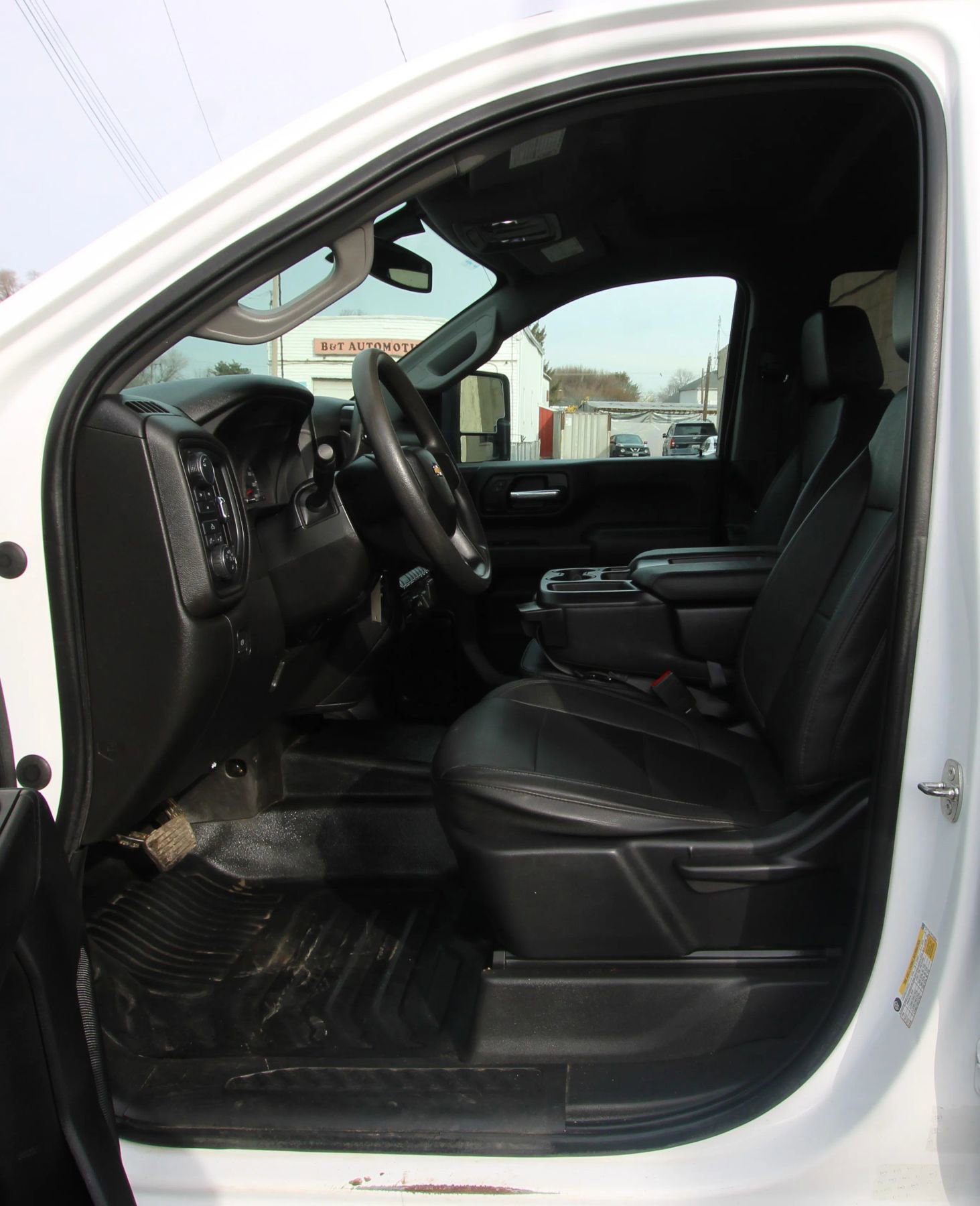 Used 2023 Chevrolet Silverado 2500 W/T w/ WT Convenience Package AWD/4WD image 9