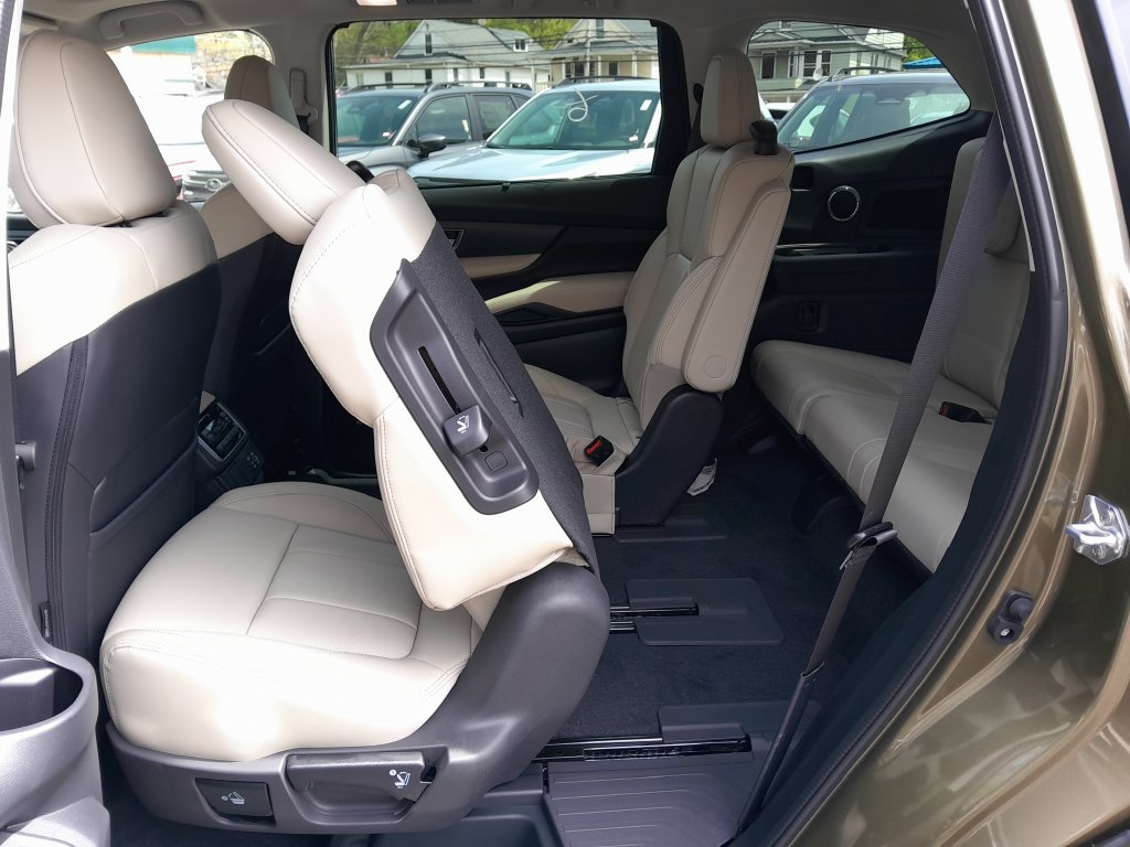 New 2026 Subaru Ascent Limited AWD/4WD image 27