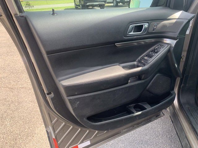 Used 2017 Ford Explorer 4WD Police Interceptor image 17