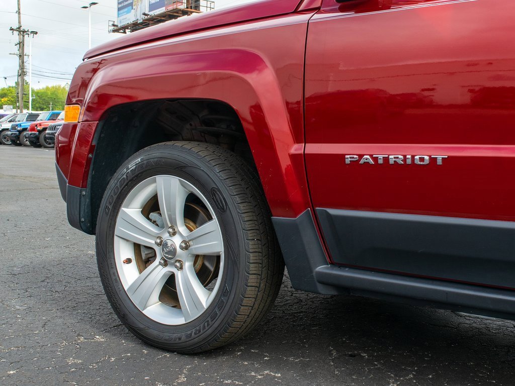 Used 2015 Jeep Patriot Latitude image 13