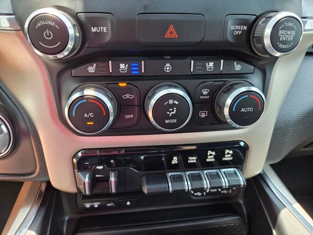 Used 2019 RAM 1500 Laramie w/ Sport Appearance Package AWD/4WD image 30