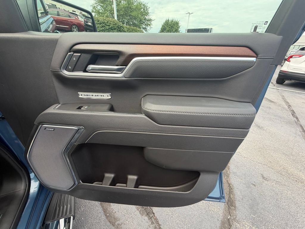 Certified 2025 GMC Sierra 1500 Denali AWD/4WD image 19
