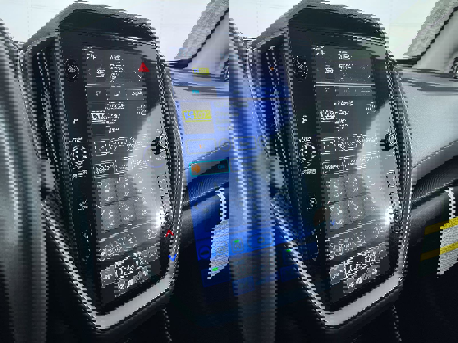 Certified 2025 Subaru Crosstrek 2.0i Premium w/ Crosstrek Mirror Package image 18