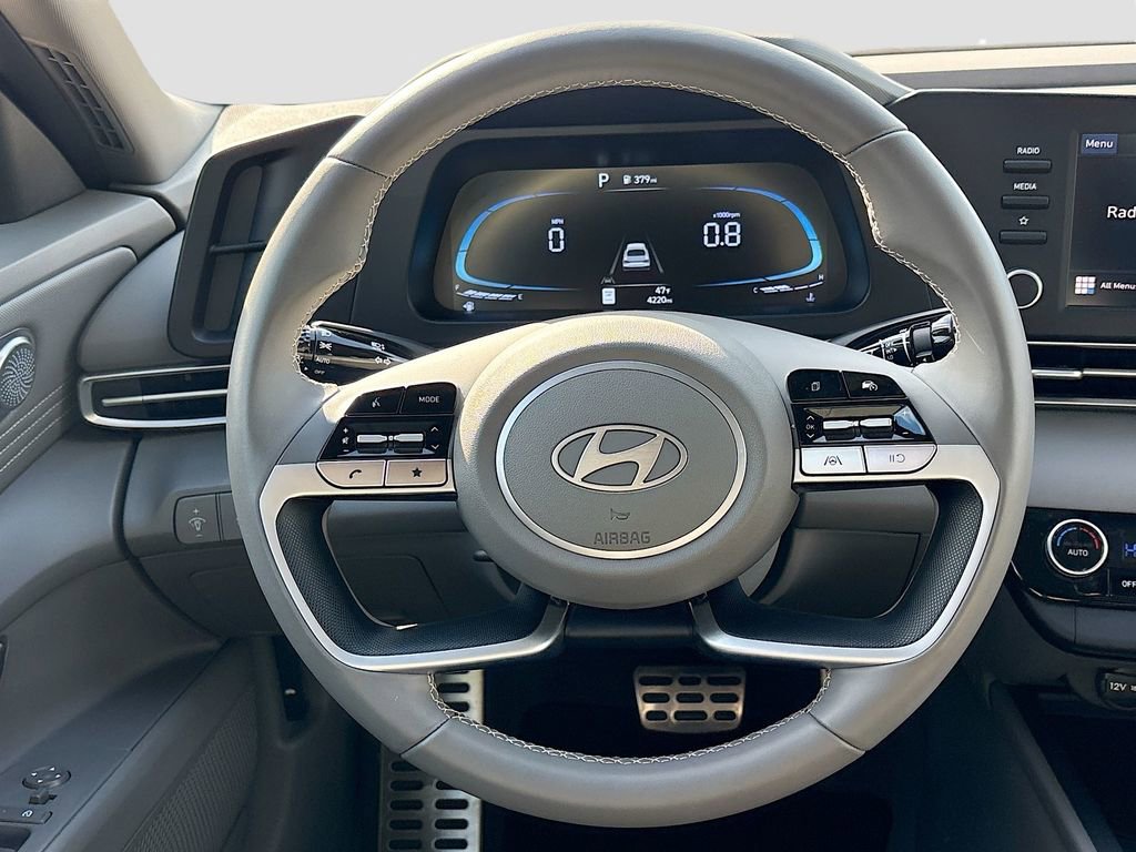 Certified 2025 Hyundai Elantra Sport image 10