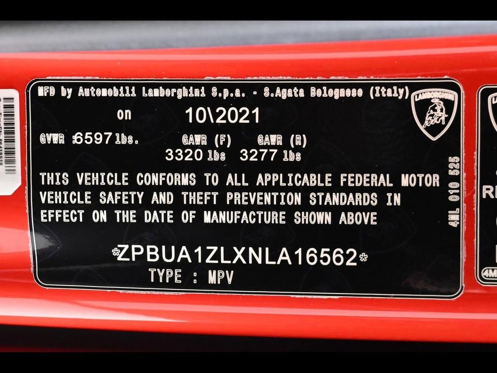 Used 2022 Lamborghini Urus image 32
