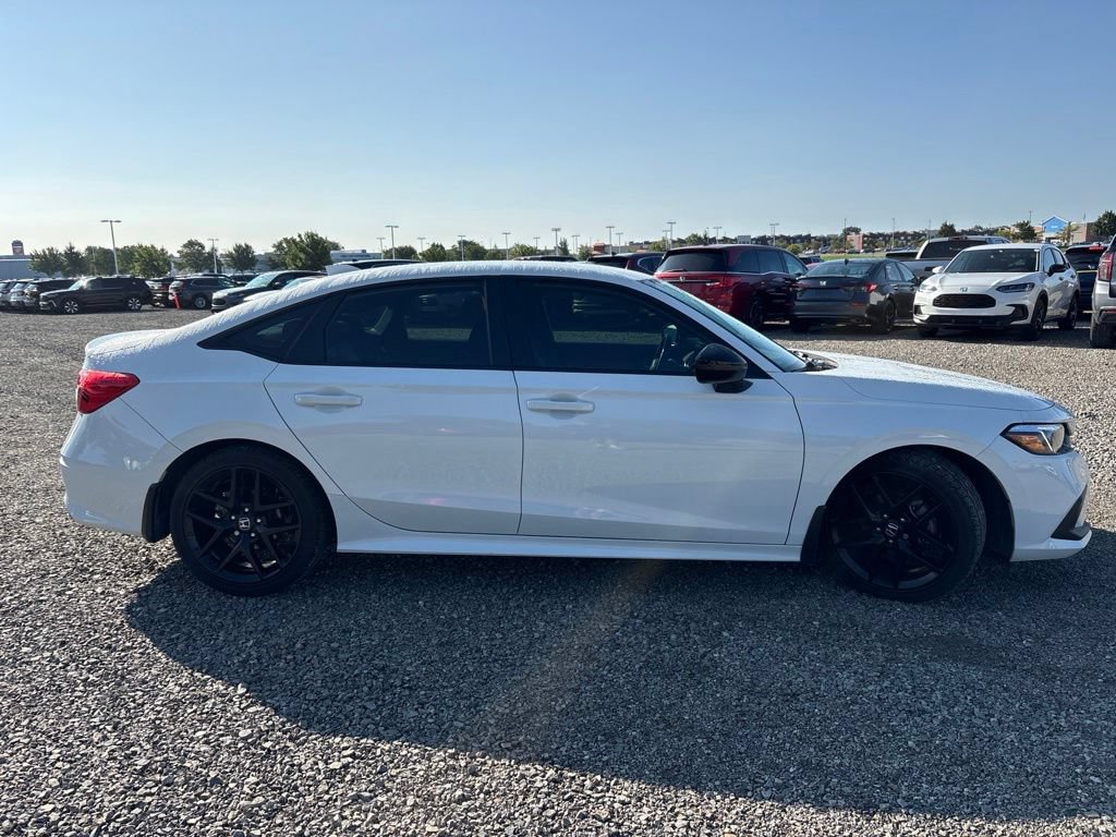 Used 2024 Honda Civic Sport image 10