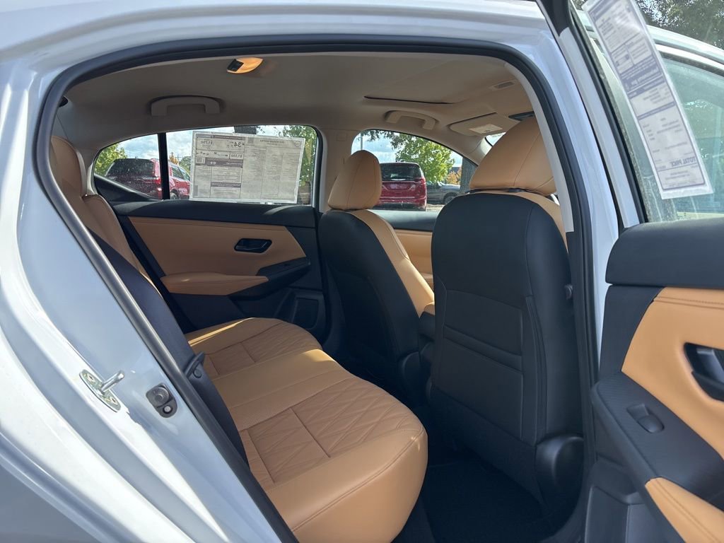 New 2025 Nissan Sentra SV w/ SV Premium Package image 17